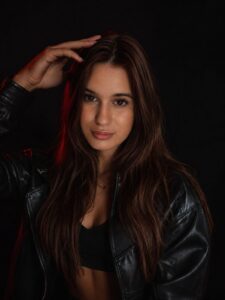 Nessa Gold
